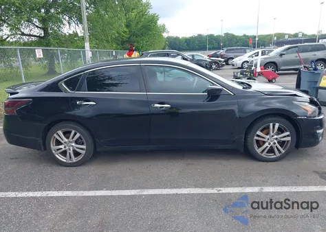 2013 Nissan Altima 3.5 S from USA, damaged, VIN 1N4BL3AP5DC129228